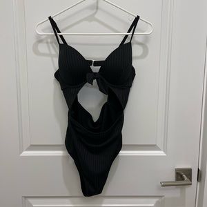 Shade & Shore Black One Piece Swimsuit